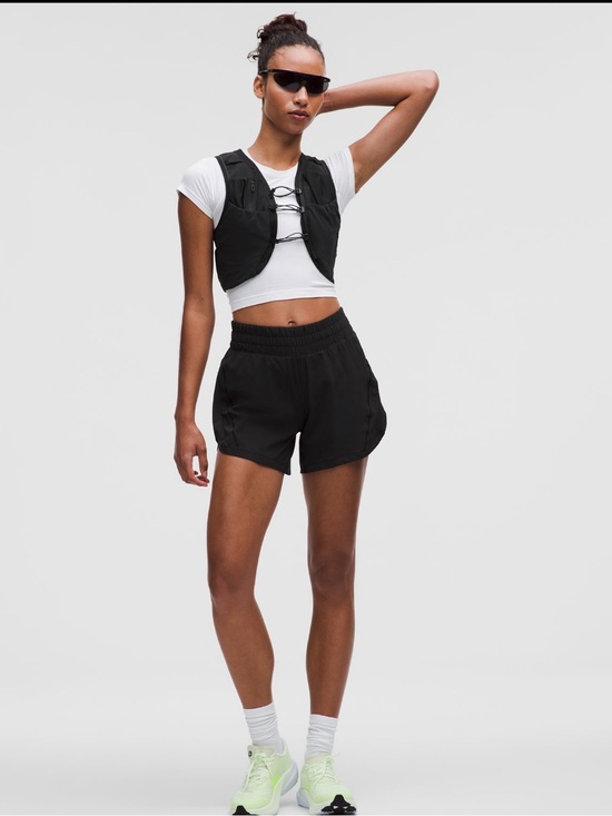 lululemon athletica Pants - Lululemon track that mid rise lined short 5 inch